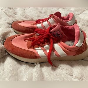 Womens adidas sz 8